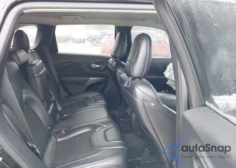 2019 Jeep Cherokee Latitude Plus 4X4 z USA, uszkodzony, nr VIN 1C4PJMLB0KD177658